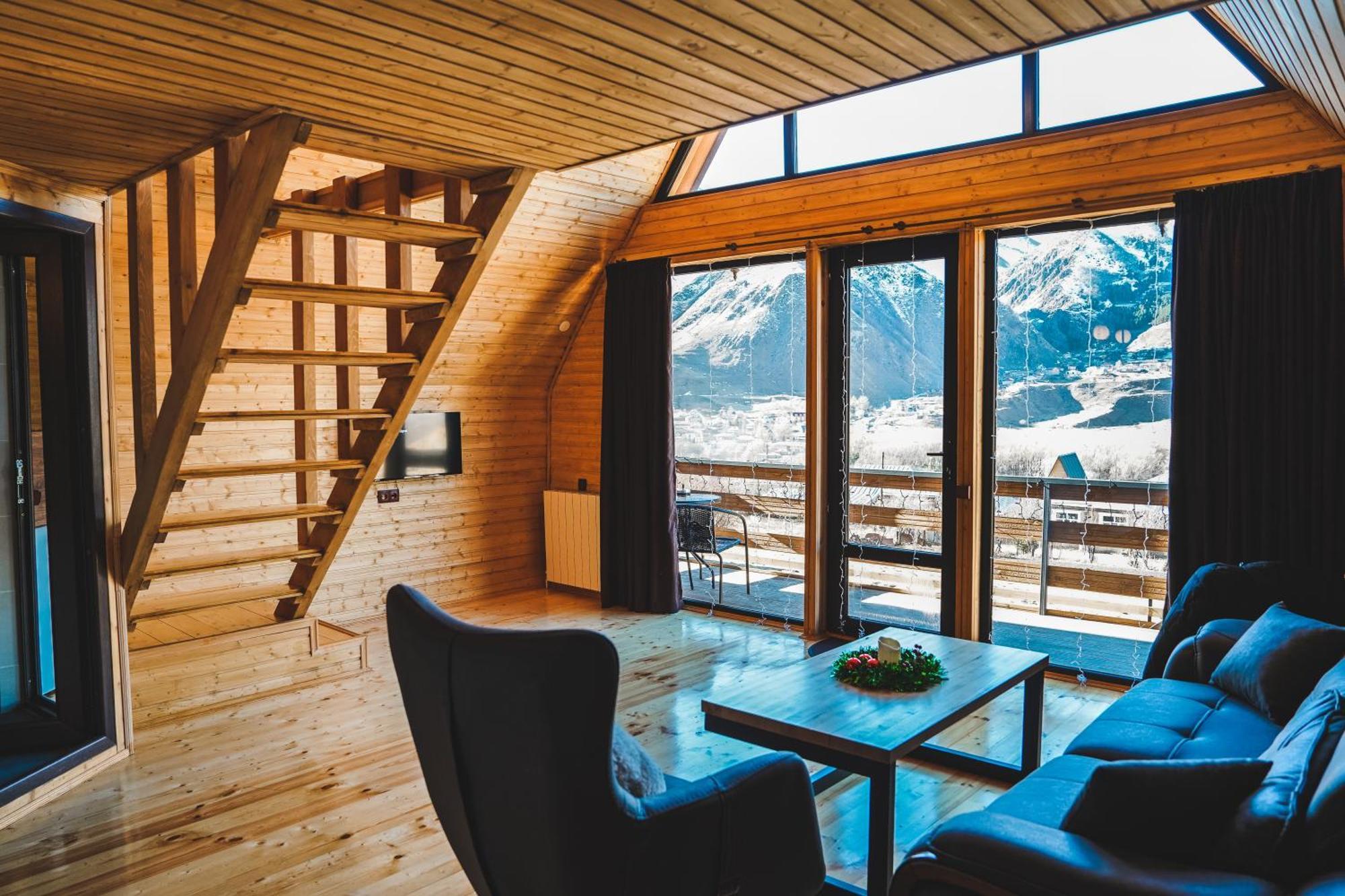 Restart Cottages In Kazbegi Екстериор снимка