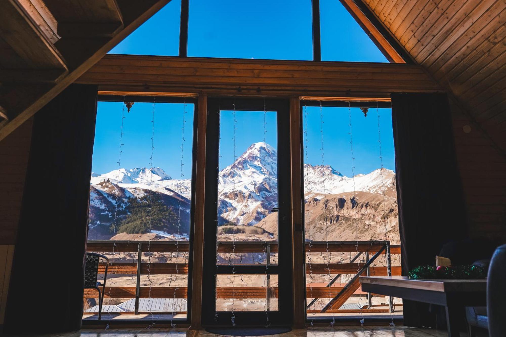 Restart Cottages In Kazbegi Екстериор снимка