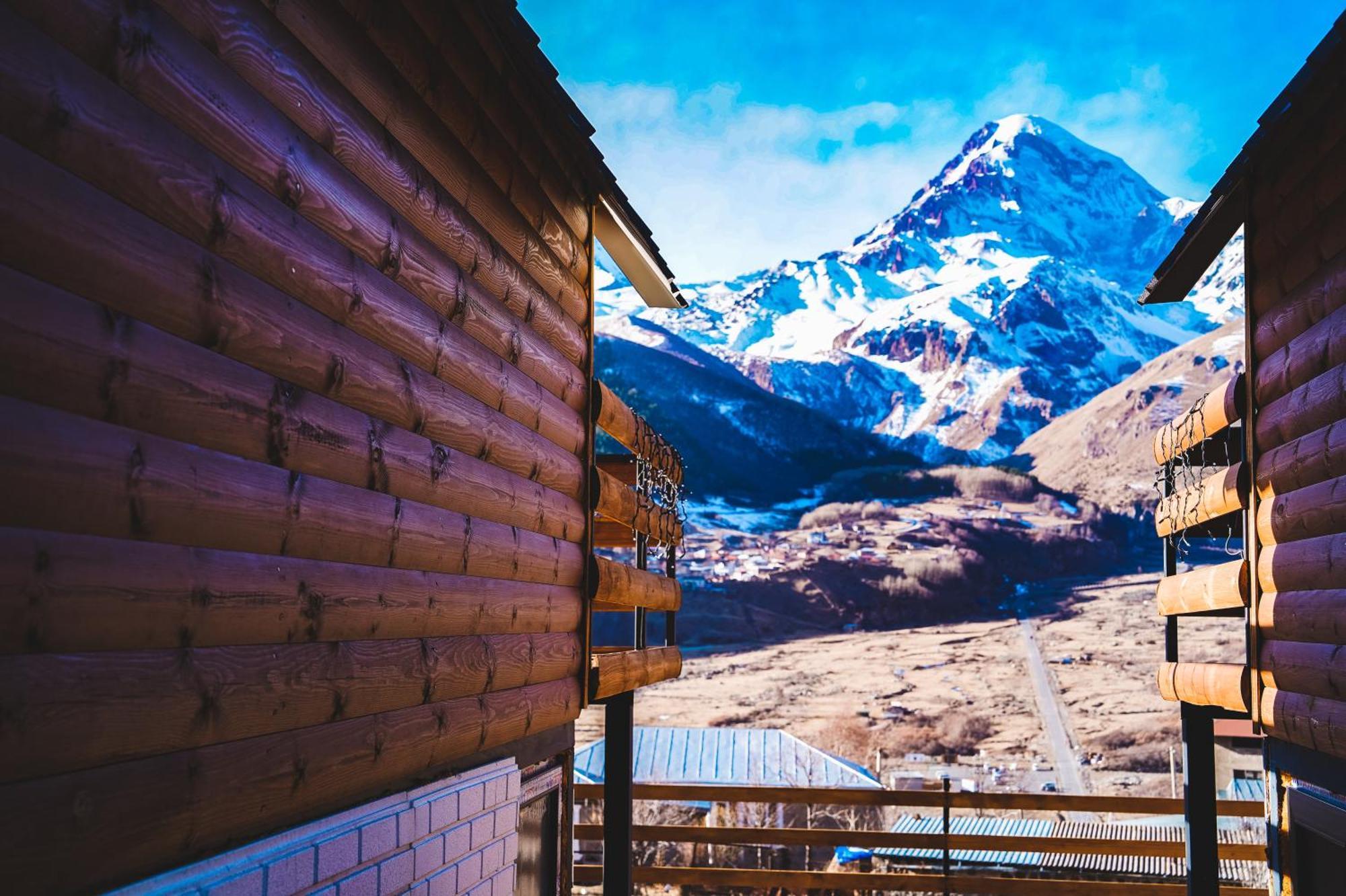 Restart Cottages In Kazbegi Екстериор снимка